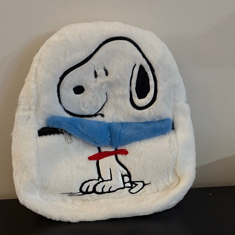Snoopy Charming White and Blue Character Backpack